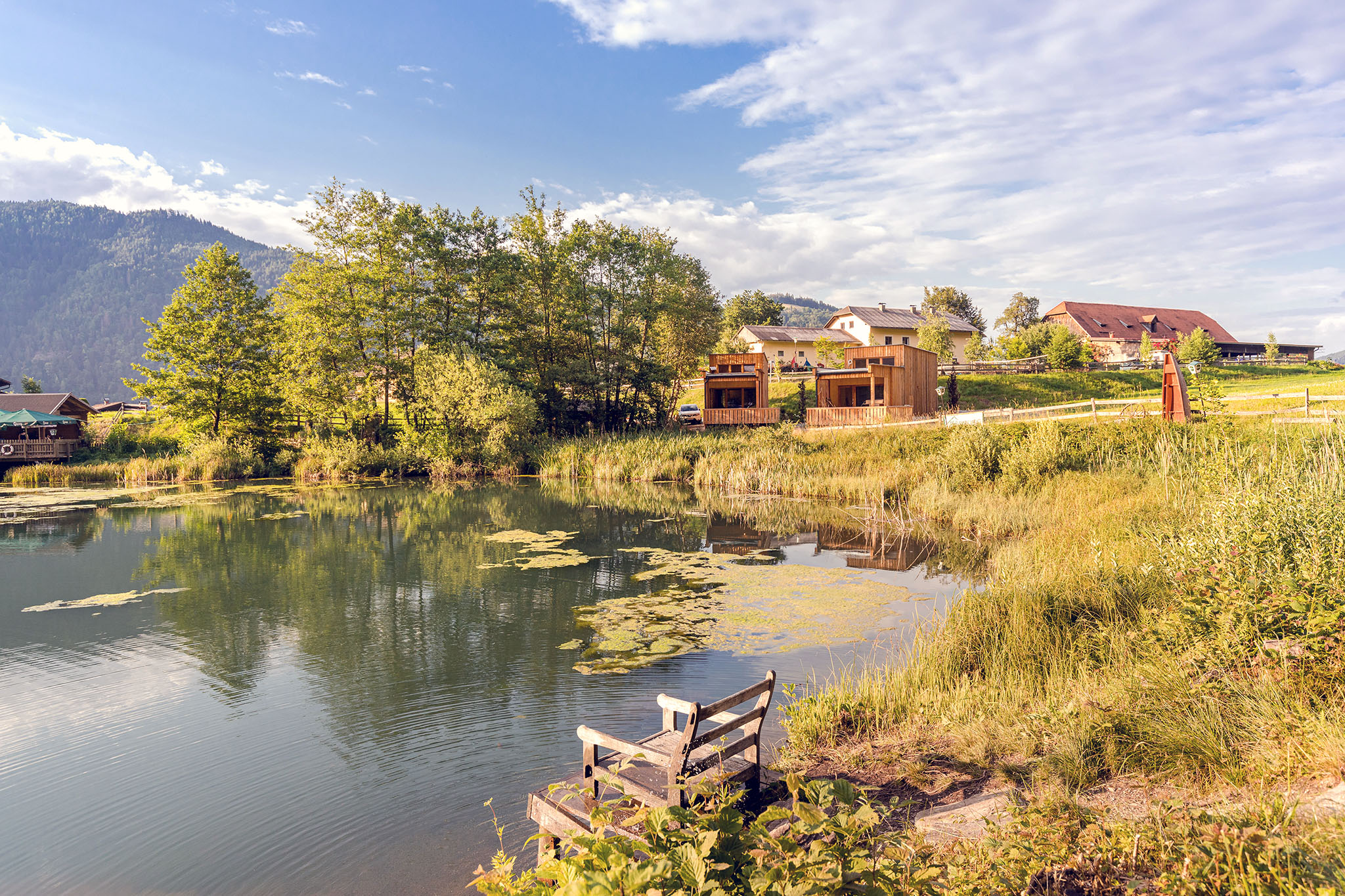 Glamping Am Prefelnig Hof Urlaub In Tiny Houses Am Fischteich